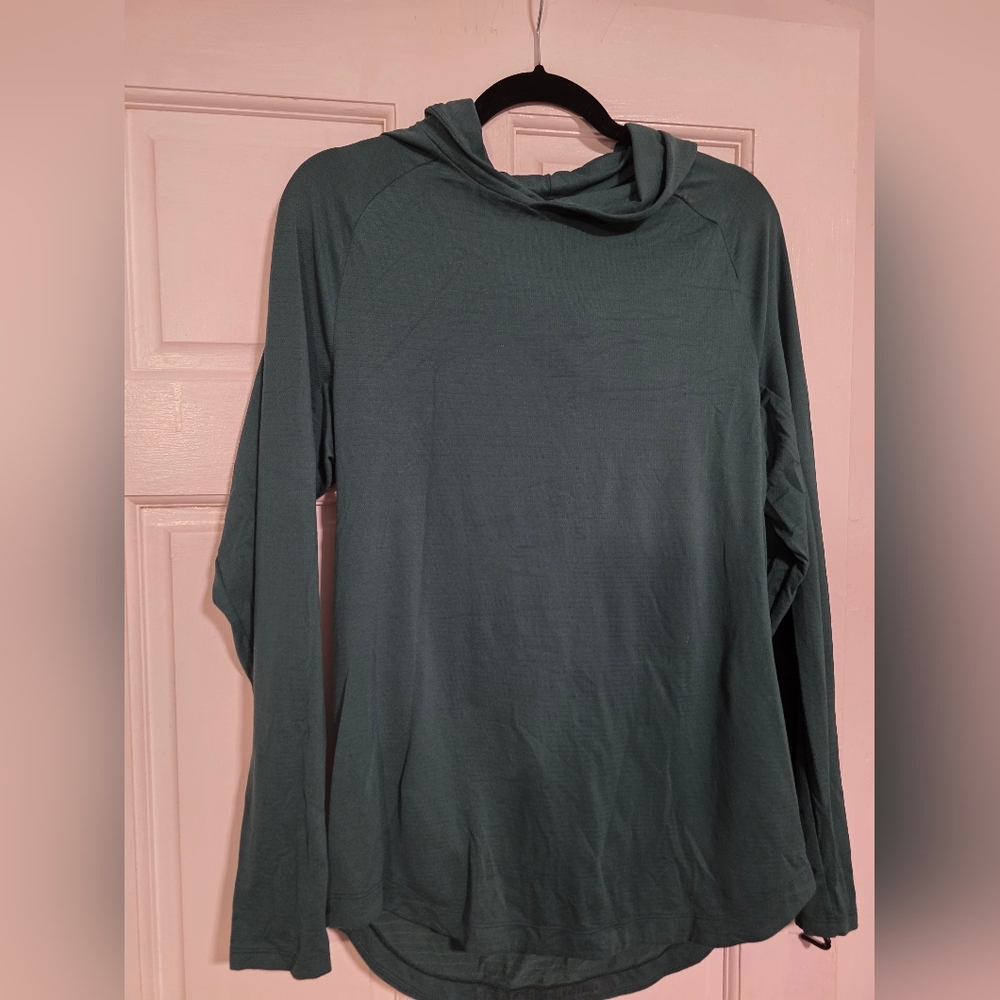 Men's Lululemon Aqua Blue Green Grey Size Medium long sleeve hoodie NWOT